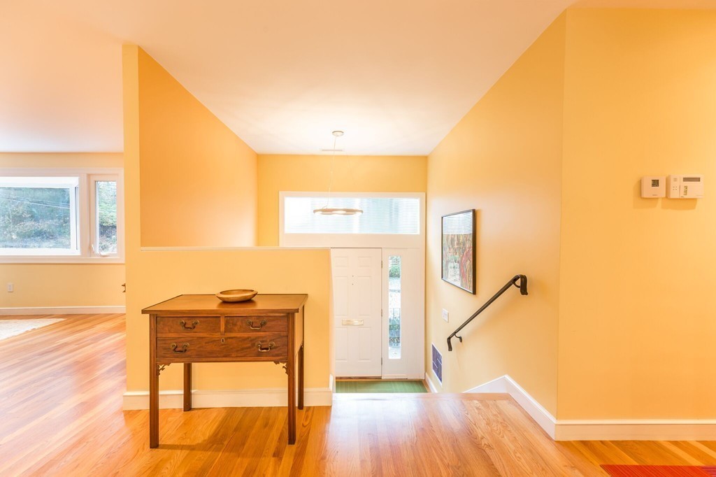 159 Carlton Road Newton, MA 02468 - Photo 13 of 24 Gallery Image 13