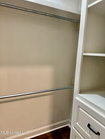 $335,900 | 16 Hedges Plantation Place, Natchez, MS 39120