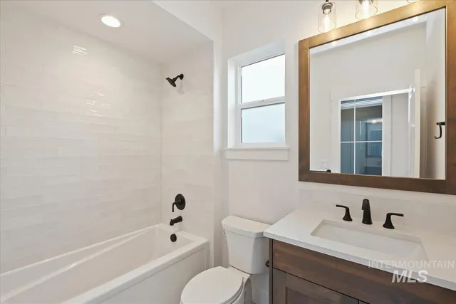 $599,880 | 6610 North Good Drive, Eagle, ID 83714