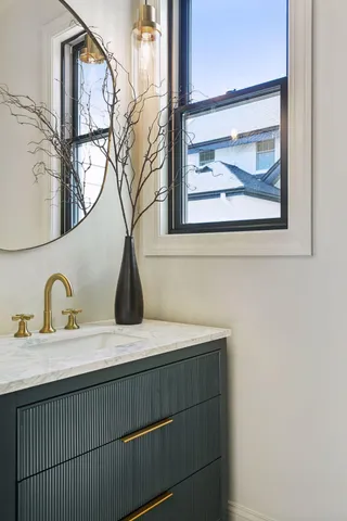 $1,600,000 | 1532 Lincoln Avenue, St. Paul, MN 55105