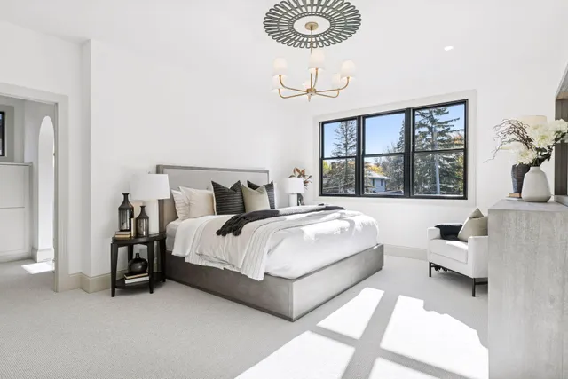 $1,600,000 | 1532 Lincoln Avenue, St. Paul, MN 55105