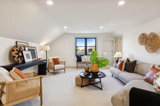 $1,600,000 | 1532 Lincoln Avenue, St. Paul, MN 55105