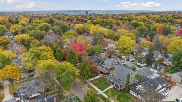 $1,600,000 | 1532 Lincoln Avenue, St. Paul, MN 55105