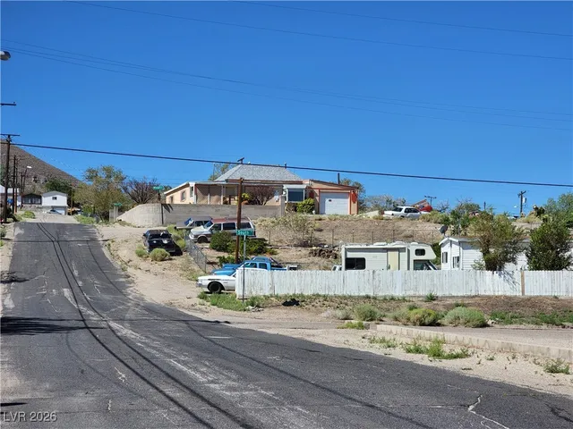 $90,000 | 383 Prospect Street, Tonopah, NV 89049