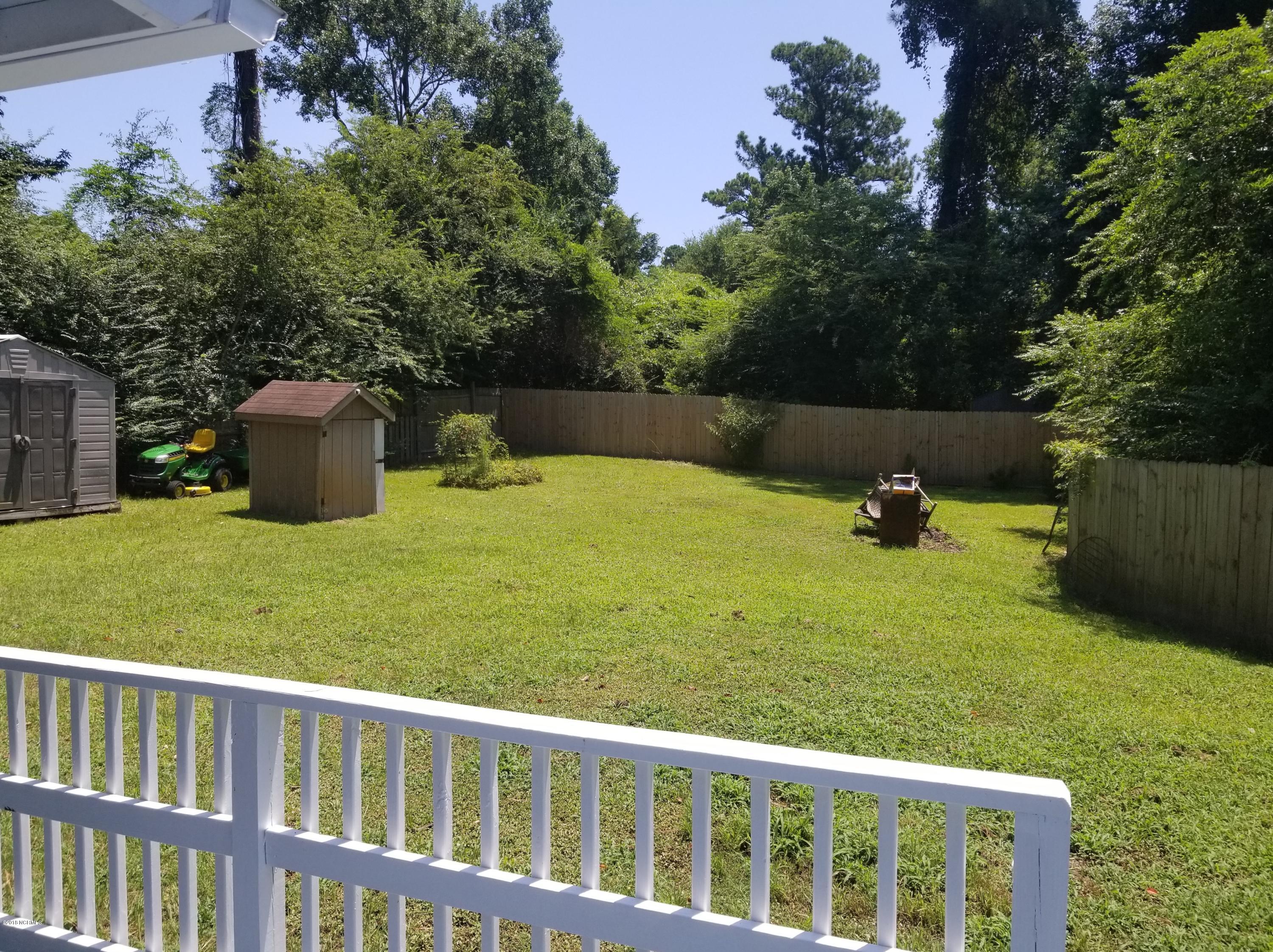 1700 Field View Road Wilmington, NC 28411 - Photo 8 of 24 Yard