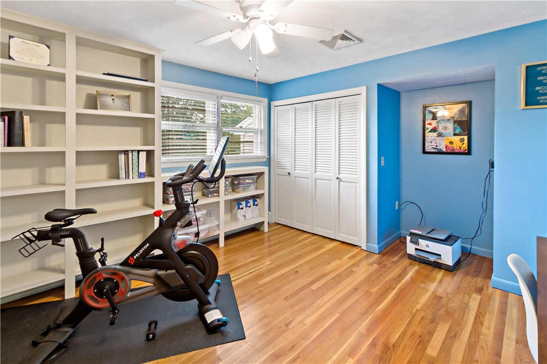 64 Winthrop Road Warwick, RI 02888 - Photo 32 of 45 Gallery Image 32