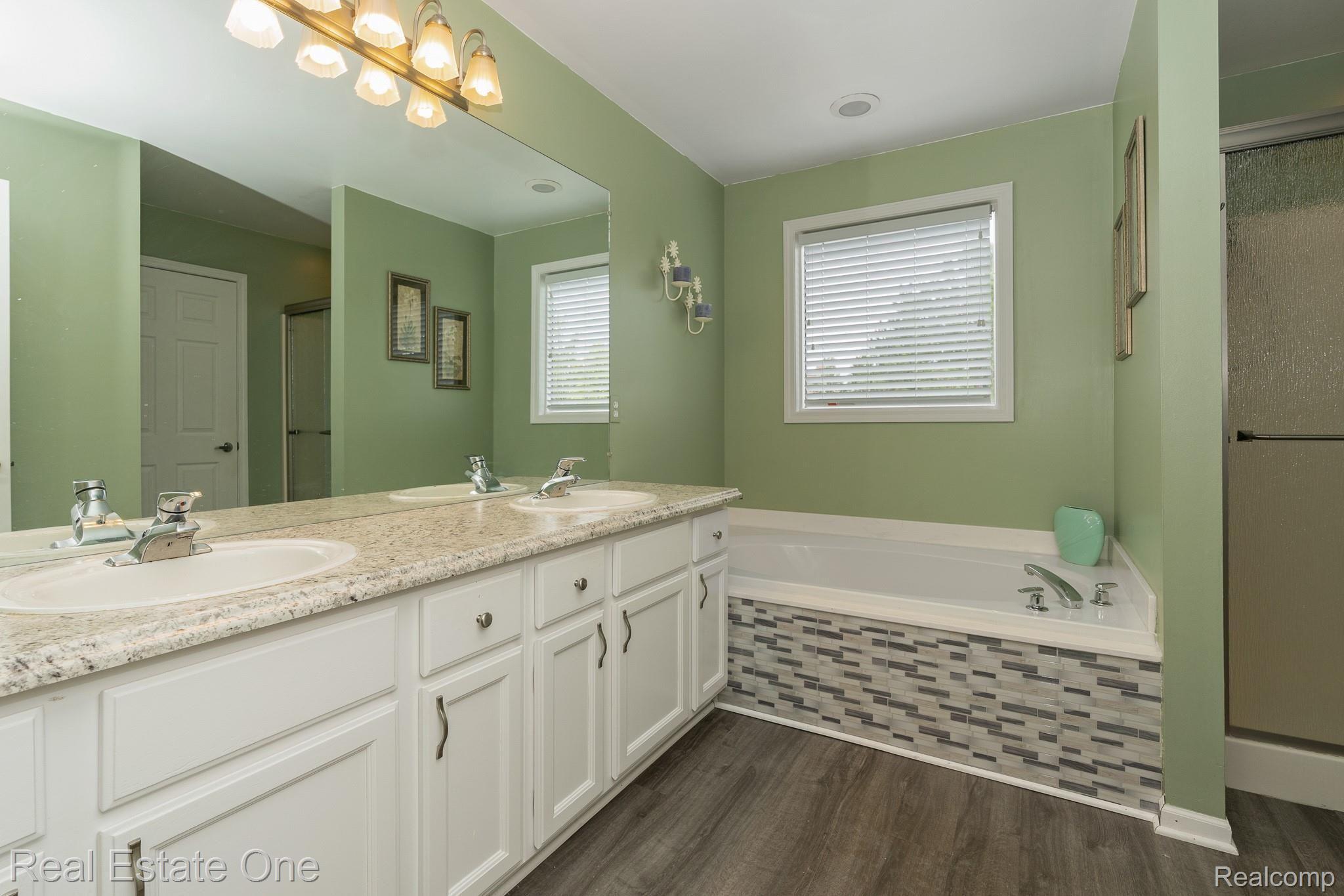 778 Caribou Court Rochester, MI 48307 - Photo 17 of 41 Caribou MLS-W021.jpg