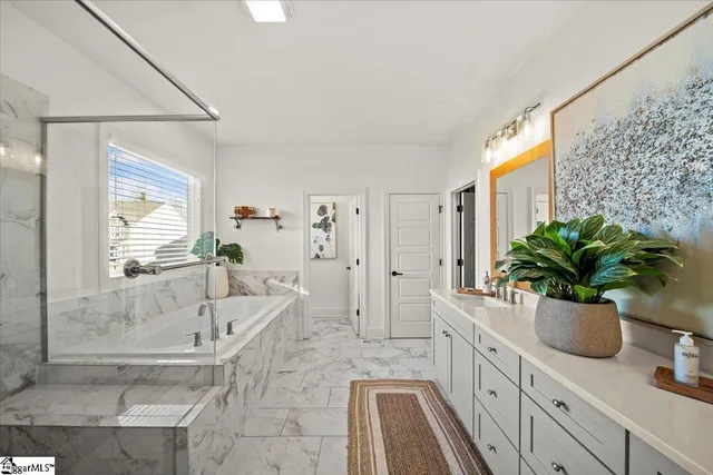 $799,999 | 736 Enoree River Place, Greer, SC 29651