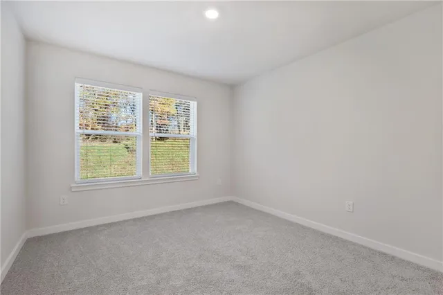 $2,550 | 131 Scotland Lane, Harmony, PA 16037