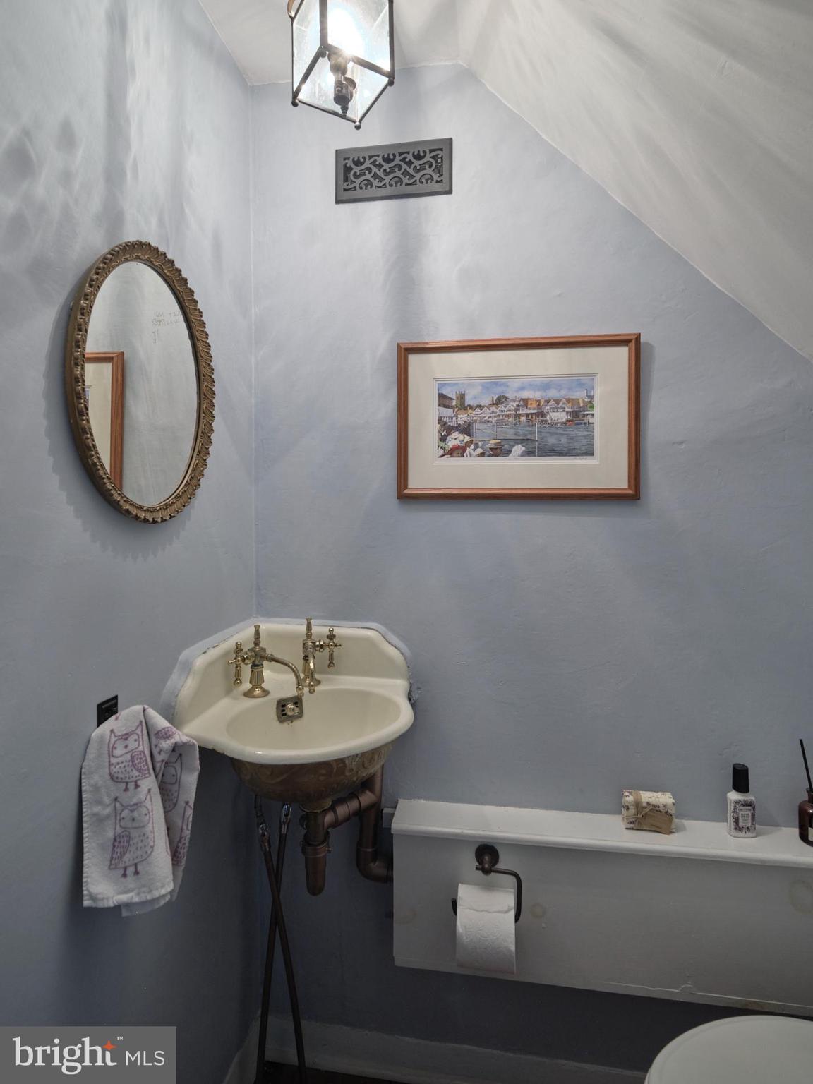 1636 River Road Upper Black Eddy, PA 18972 - Photo 16 of 57 Powder Room