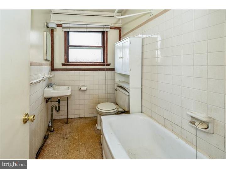 243 Bryans Road Norristown, PA 19401 - Photo 11 of 16 Gallery Image 11