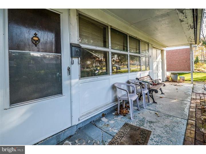 243 Bryans Road Norristown, PA 19401 - Photo 5 of 16 Gallery Image 5