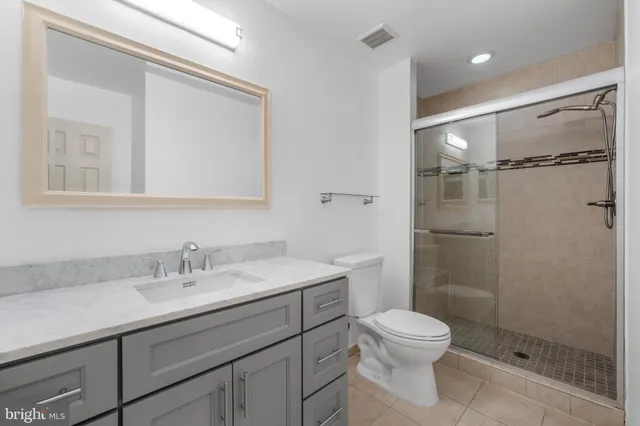 $3,500 | 1103 Moorefield Hill Court Southwest, Vienna, VA 22180