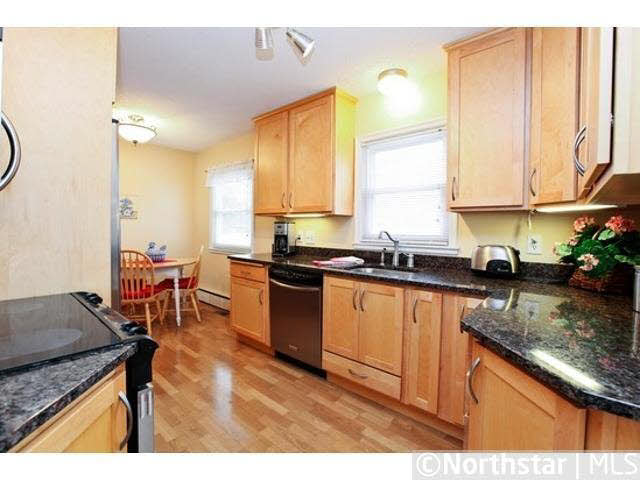 328 Mission Road West Bloomington, MN 55420 - Photo 3 of 14 Gallery Image 3