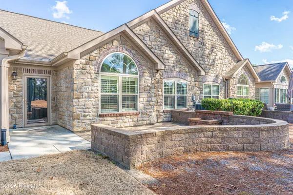 $610,000 | 117 West Chelsea Court, Southern Pines, NC 28387