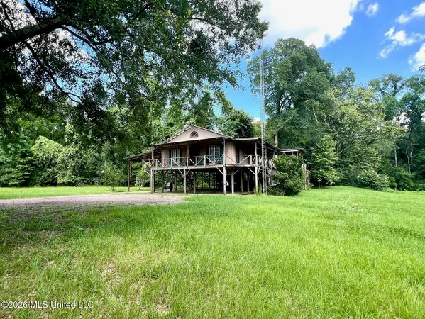 $340,000 | 4060 Highway 24, Liberty, MS 39645