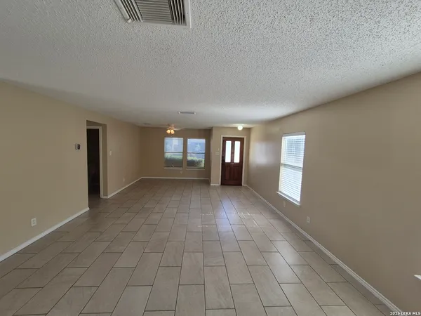 $235,000 | 6919 Heron Flats, Converse, TX 78109