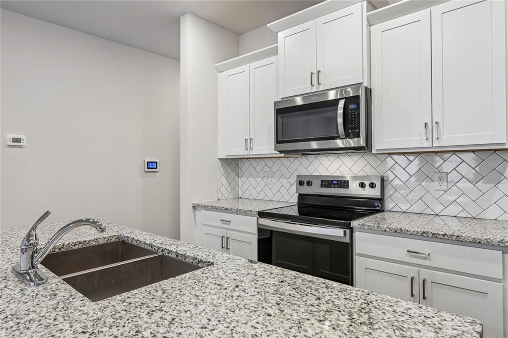 5151 Longview Run Decatur, GA 30035 - Photo 12 of 41 Gallery Image 12