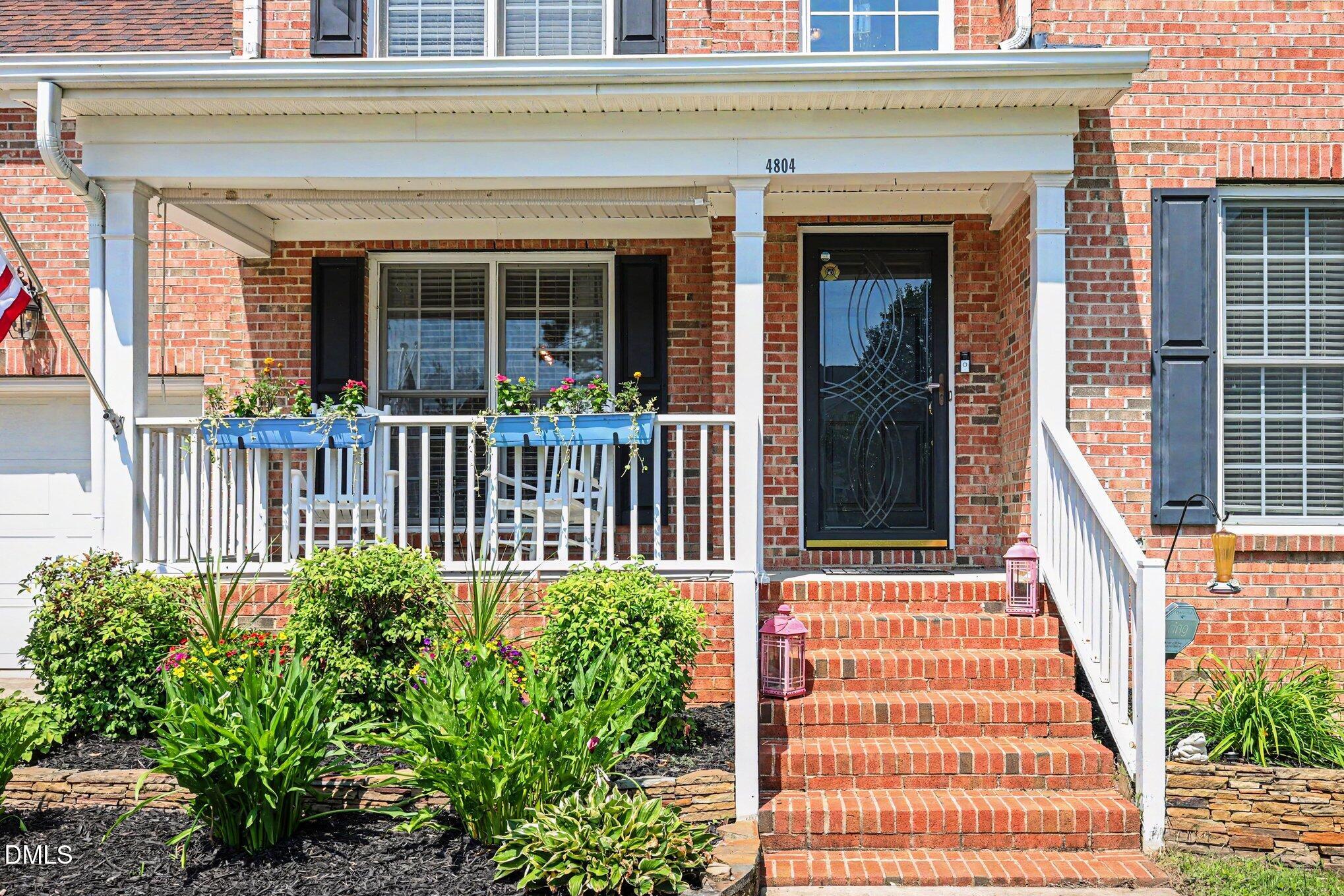 4804 Hodfield Court Raleigh, NC 27604 - Photo 4 of 29 004_file_4651