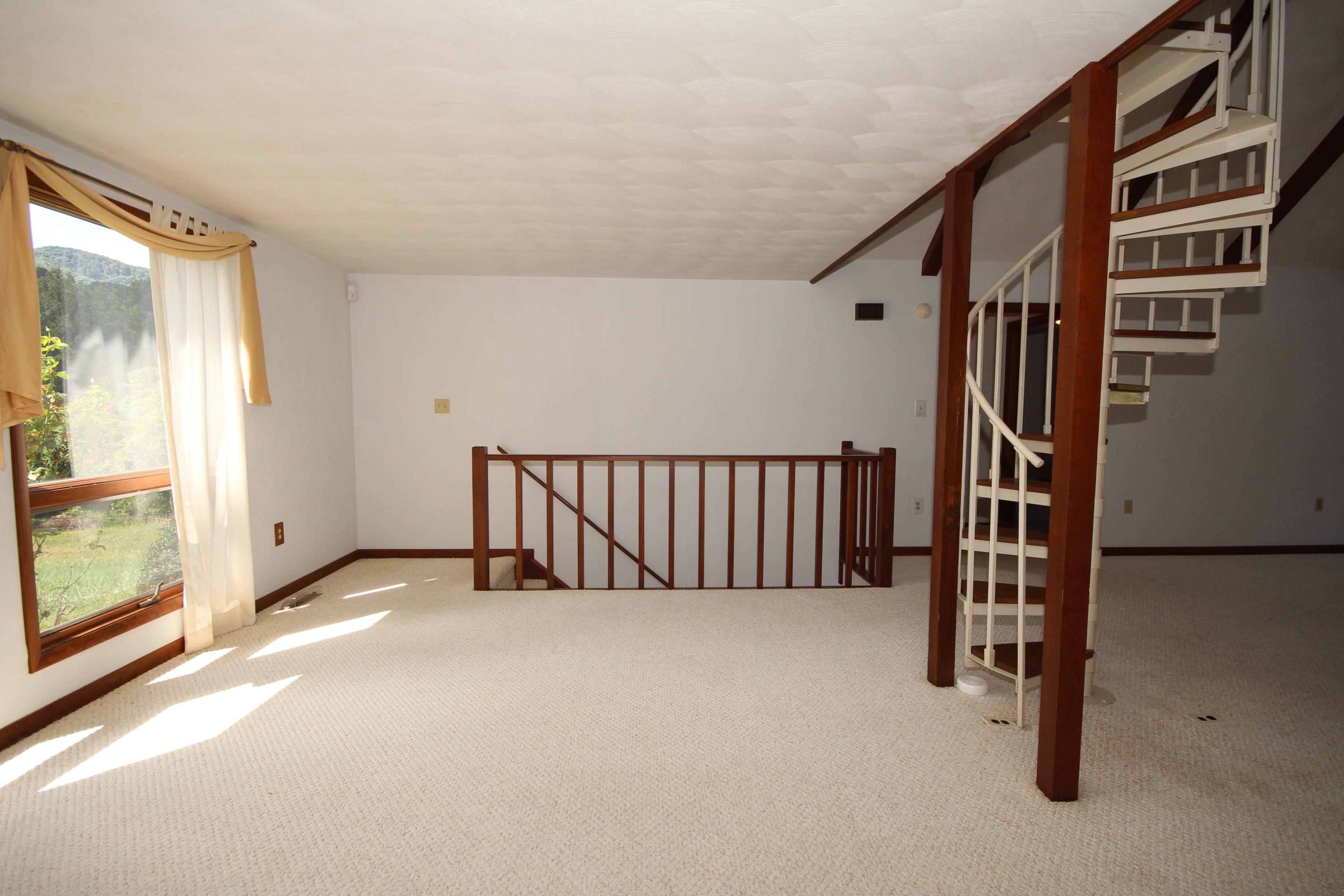 2944 Naff Road Boones Mill, VA 24065 - Photo 5 of 62 Naff 2944 - 4 of 70