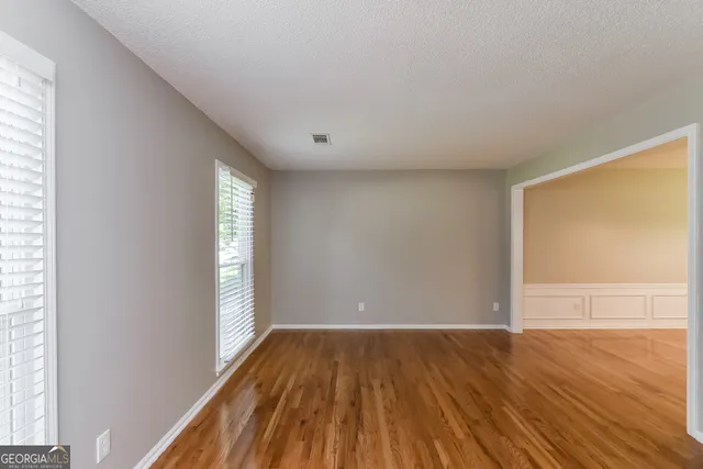 $2,090 | 353 Cimarron Way, Lawrenceville, GA 30044