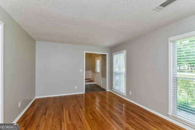 $2,090 | 353 Cimarron Way, Lawrenceville, GA 30044