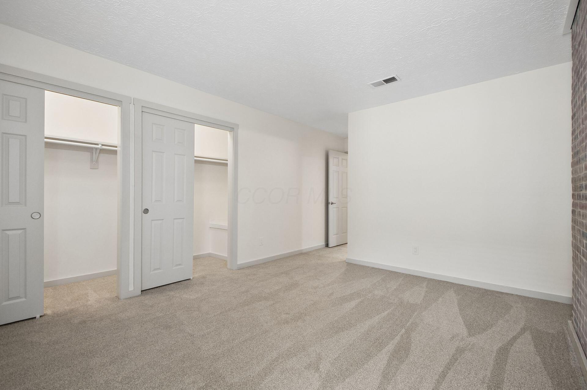 408 Edinburgh Road Dublin, OH 43017 - Photo 20 of 38 020_f97a5f_M 408 Edinburgh080