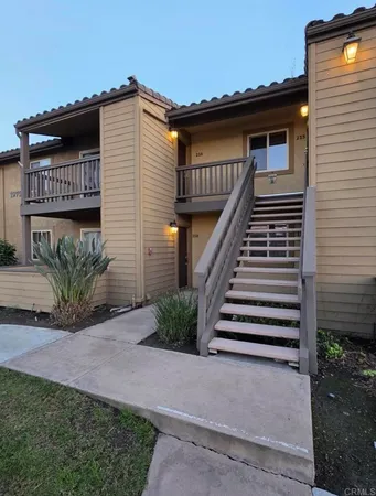 $2,100 | 1975 Avenida Del Mexico, Unit 216, San Diego, CA 92154