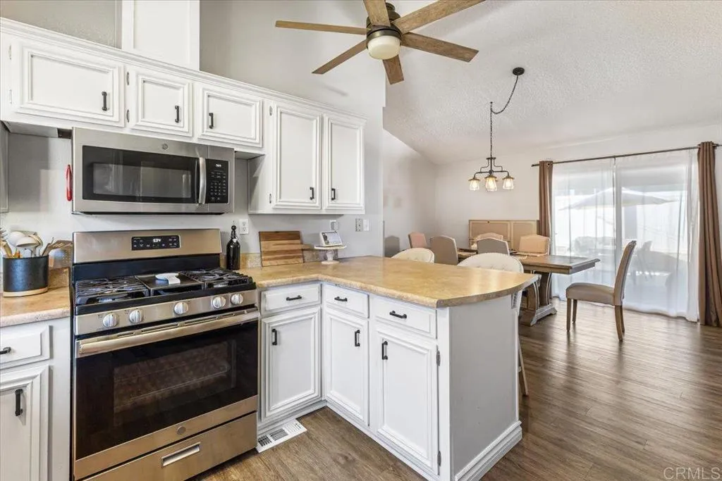 15935 Spring Oaks Road, Unit 168 El Cajon, CA 92021 - Photo 9 of 21 Gallery Image 9