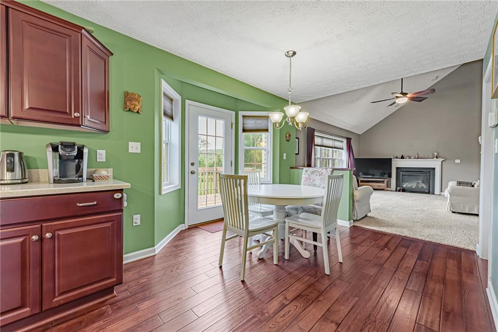 531 Renee Drive Latrobe, PA 15650 - Photo 9 of 27