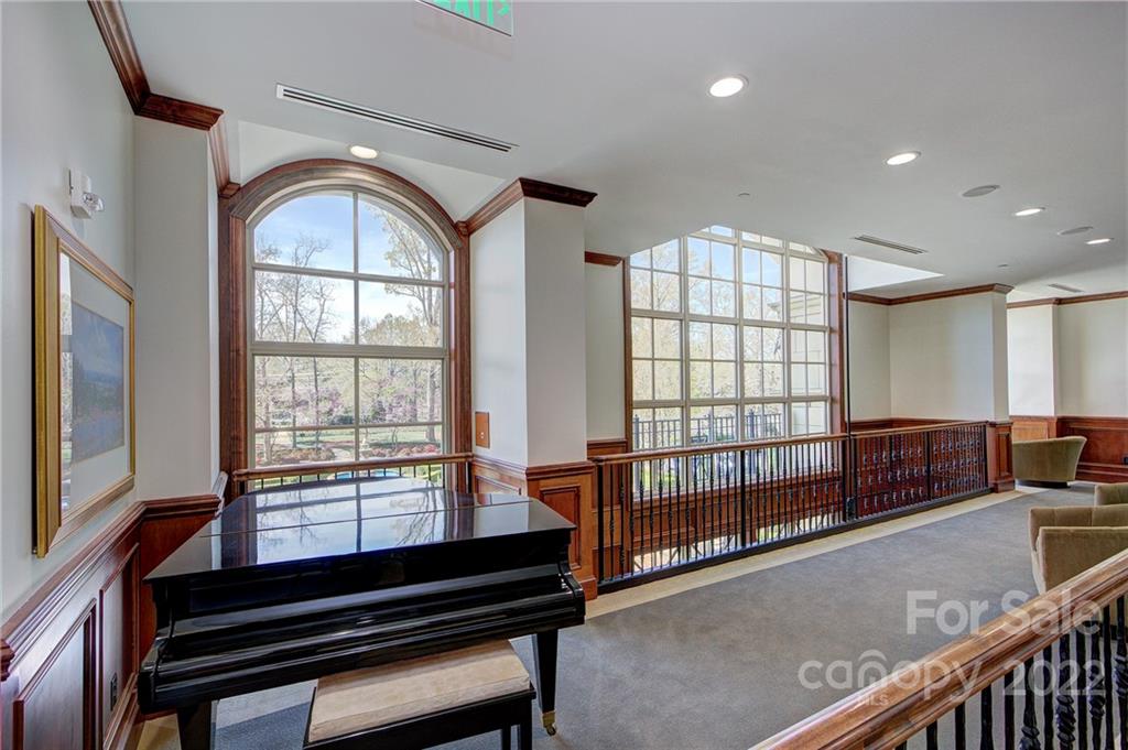 2823 Providence Road, Unit 254 Charlotte, NC 28211 - Photo 39 of 44 a livingroom with furniture and a window