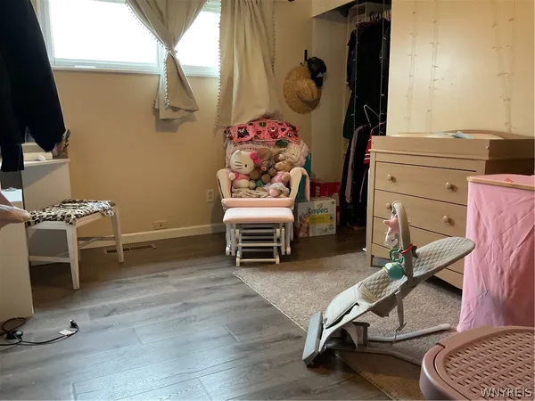 $224,900 | 28 Nicholas Drive North, Tonawanda, NY 14150