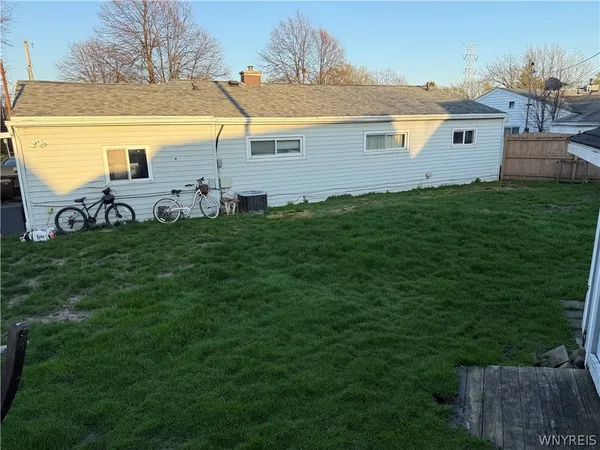 $209,900 | 28 Nicholas Drive North, Tonawanda, NY 14150