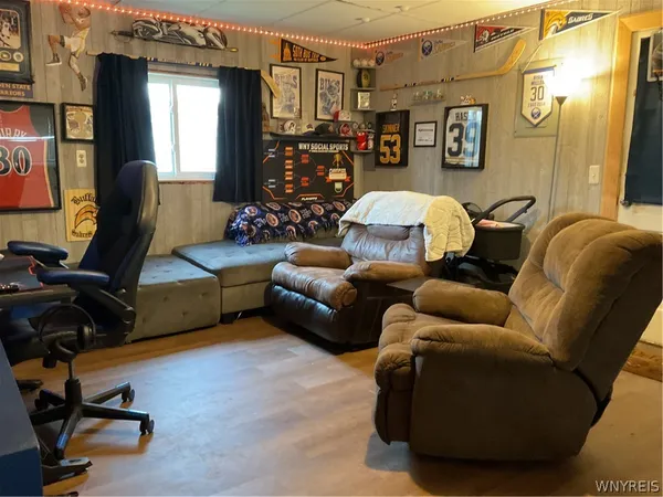 $224,900 | 28 Nicholas Drive North, Tonawanda, NY 14150