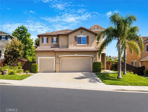 $4,200 | 32947 Cozy Way, Temecula, CA 92592