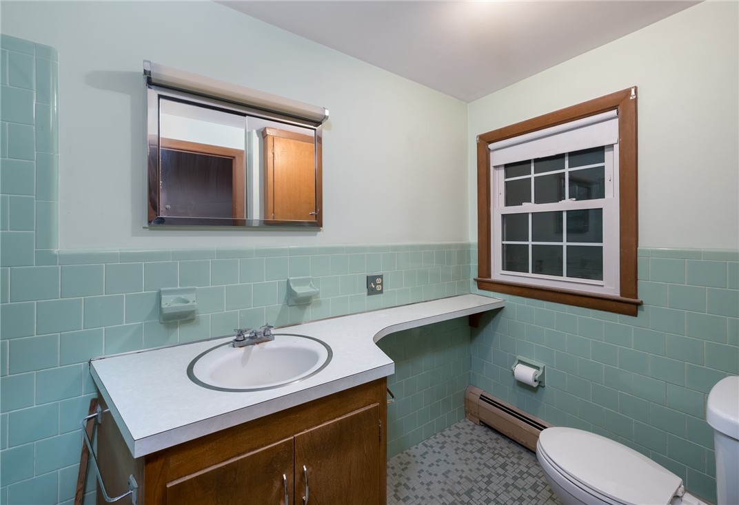 1189 Atwood Avenue Johnston, RI 02919 - Photo 18 of 33 bathroom