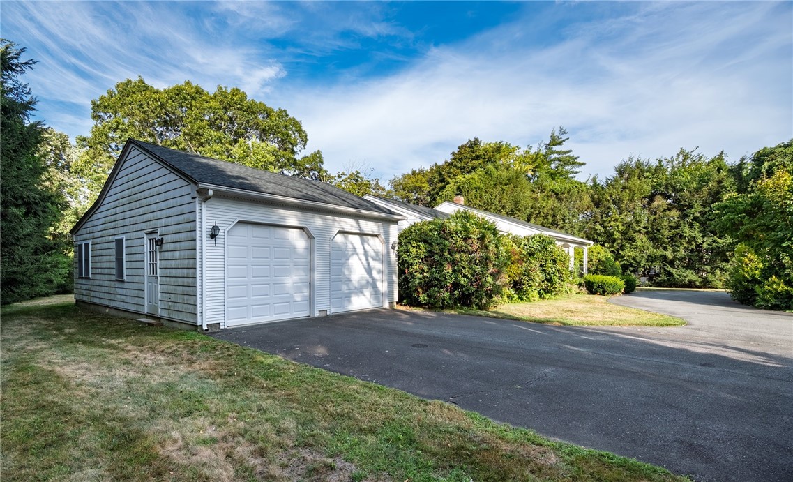 1189 Atwood Avenue Johnston, RI 02919 - Photo 24 of 33 1189 2 car garage