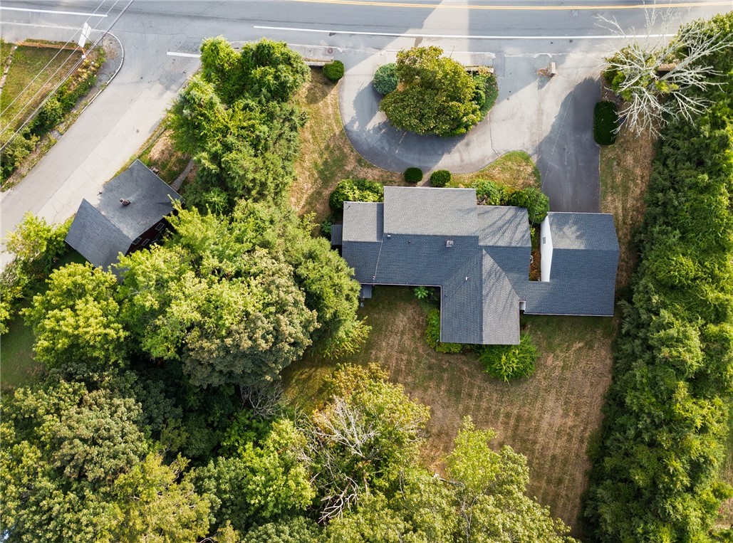 1189 Atwood Avenue Johnston, RI 02919 - Photo 32 of 33