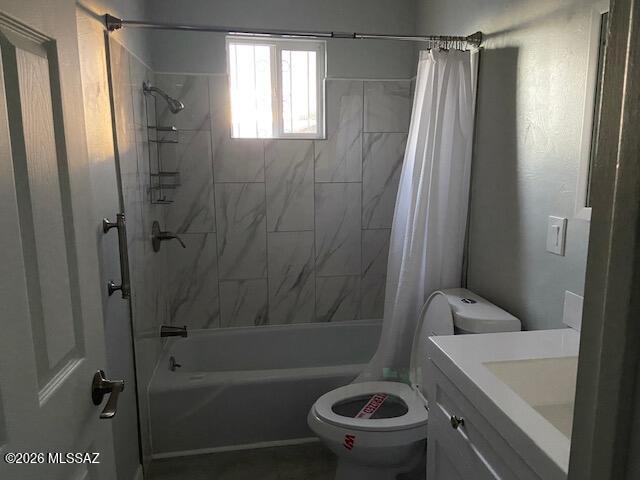 600 East River Road, Unit C Tucson, AZ 85704 - Photo 9 of 11 hall bath
