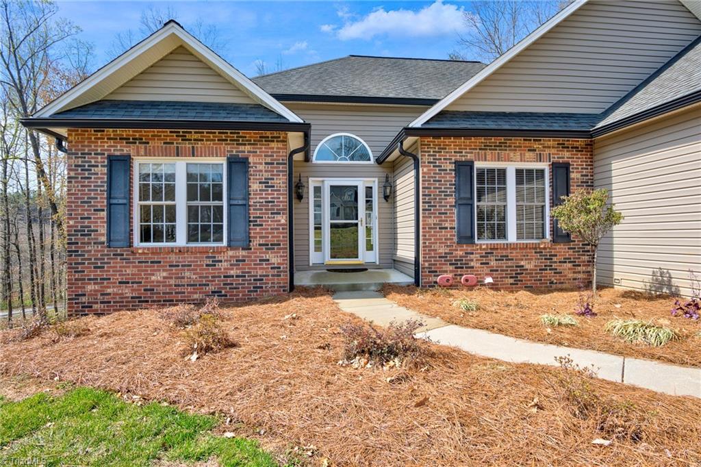109 Random Road Mocksville, NC 27028 - Photo 2 of 50 Gallery Image 2