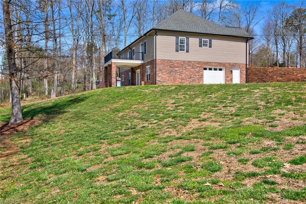 109 Random Road Mocksville, NC 27028 - Photo 4 of 50 Gallery Image 4