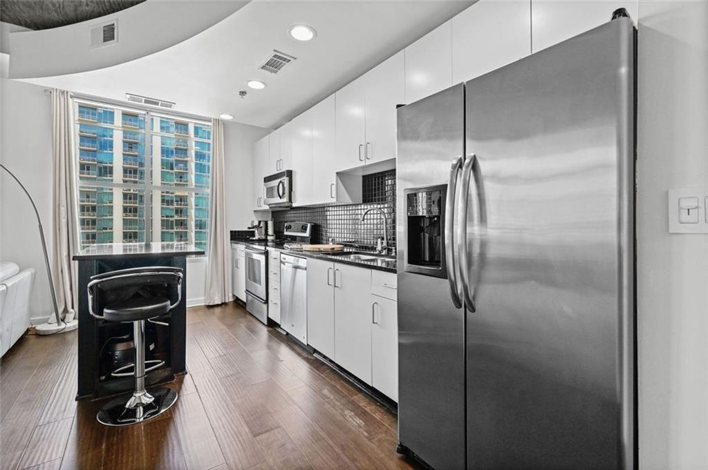 250 Pharr Road Northeast, Unit 1304 Atlanta, GA 30305 - Photo 5 of 35