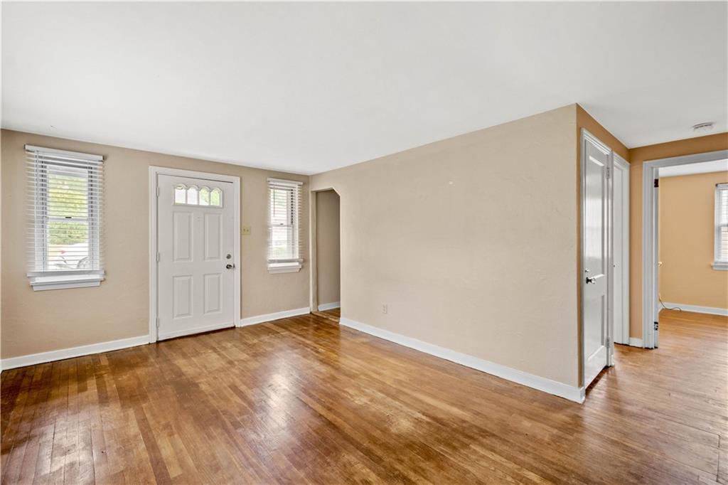 2134 Swallow Hill Road Pittsburgh, PA 15220 - Photo 7 of 25 Gallery Image 7