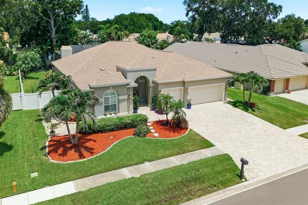 $875,000 | 141 Old Oak Circle, Palm Harbor, FL 34683
