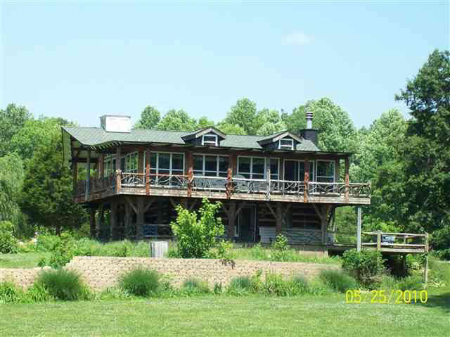 7001 South Wills Road Pekin, IN 47165 - Photo 2 of 8 Gallery Image 2