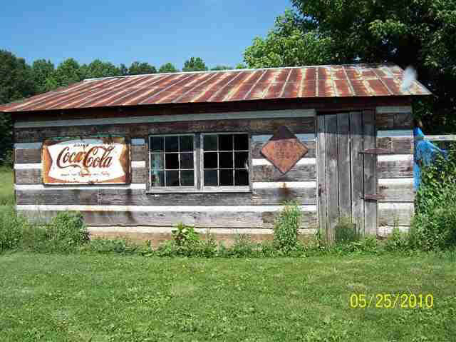 7001 South Wills Road Pekin, IN 47165 - Photo 7 of 8 Gallery Image 7