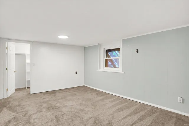 $379,900 | 2612 East Dekist Street, Bloomington, IN 47408