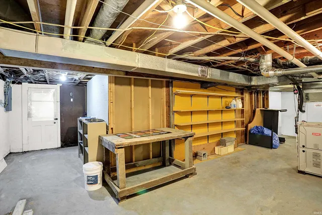 $379,900 | 2612 East Dekist Street, Bloomington, IN 47408