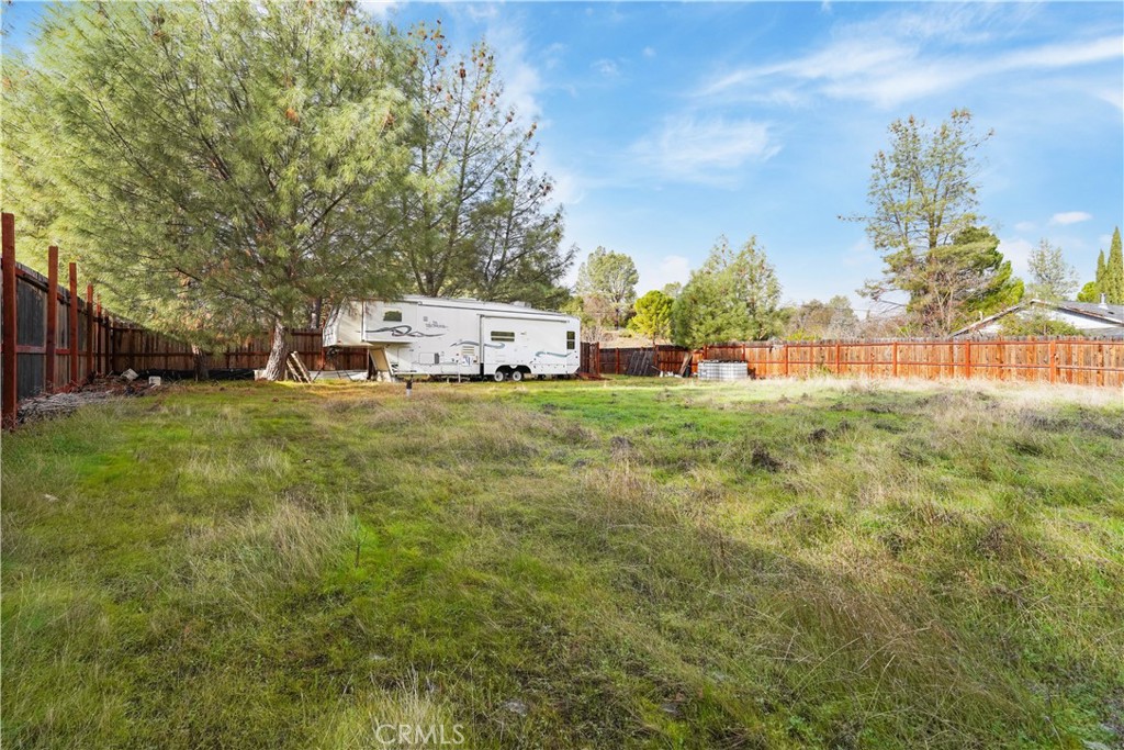 1850 Spring Valley Road Clearlake Oaks, CA 95423 - Photo 8 of 12