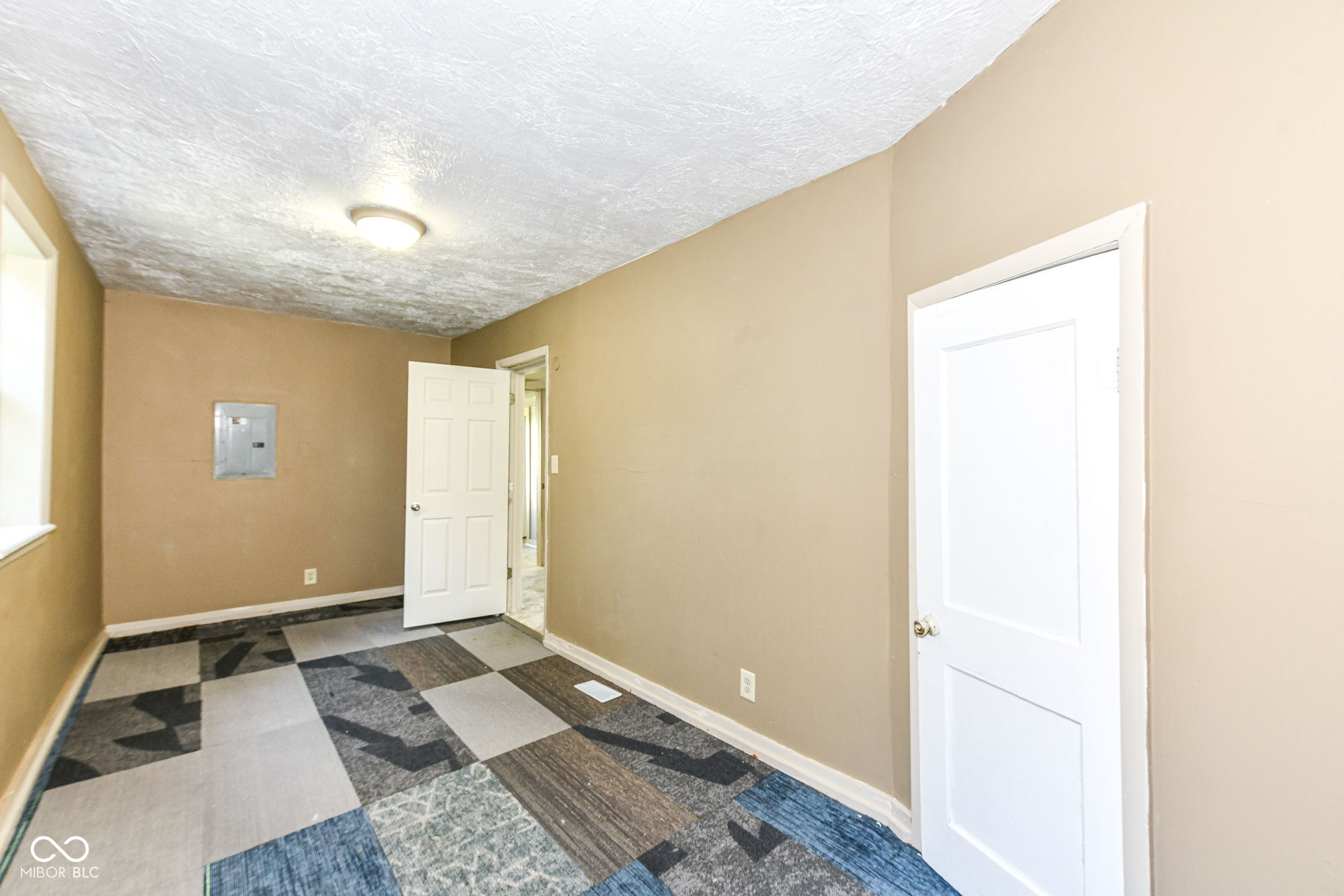 816 Chestnut Street Anderson, IN 46012 - Photo 11 of 24